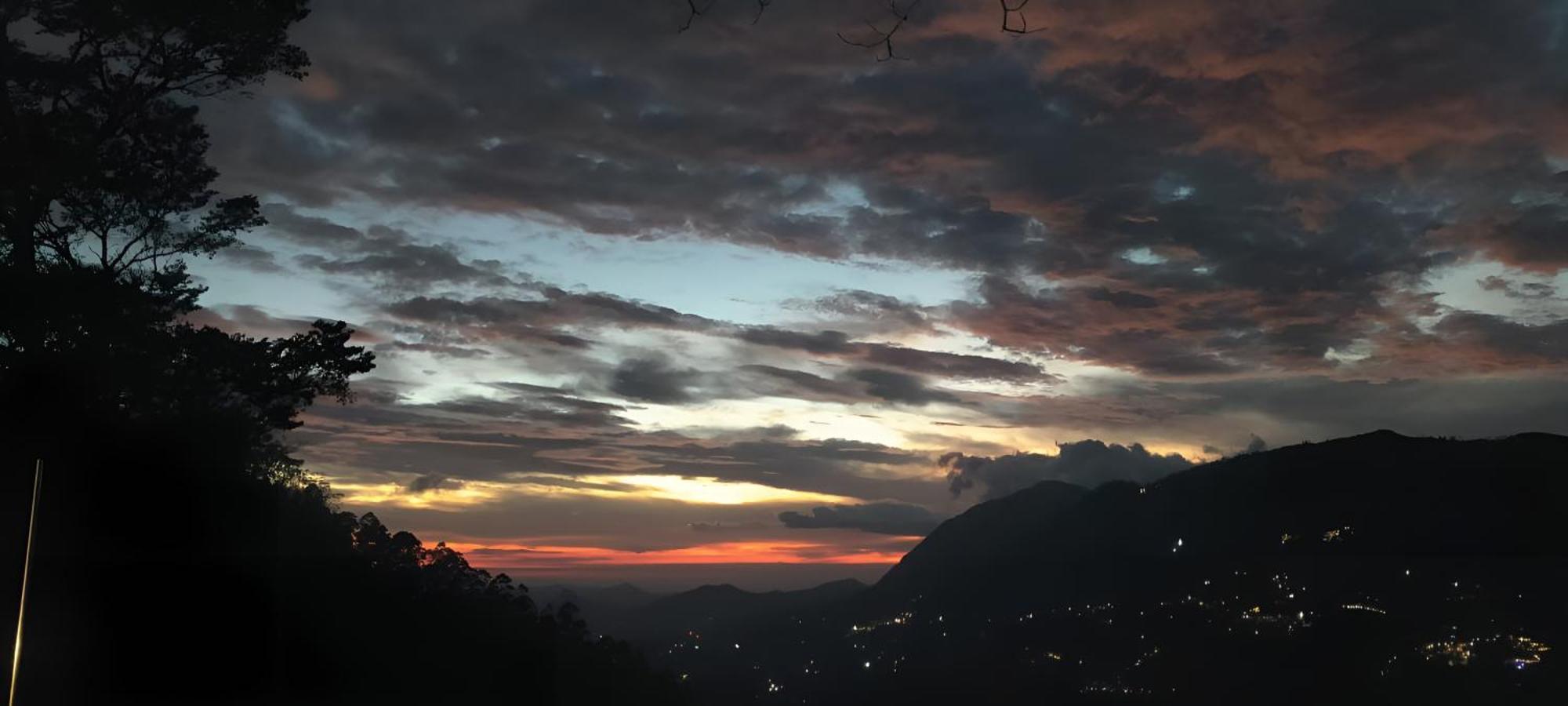 Beauty Spot Munnar Hotel Bagian luar foto